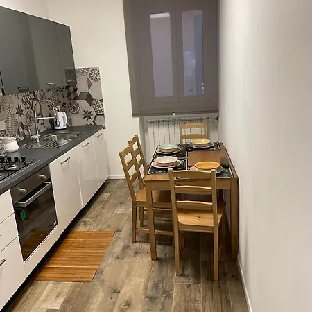 Ginevra 1 Apartman *